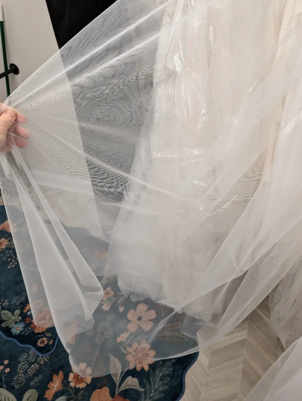 Bulk Long Wedding Veils And Accessories